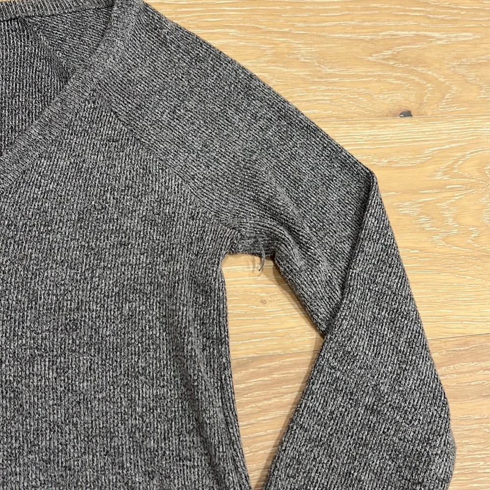 Target Casual Gray Henley Thermal Knit Sweater Top Long Sleeve Ski Base Layer - Picture 4 of 7